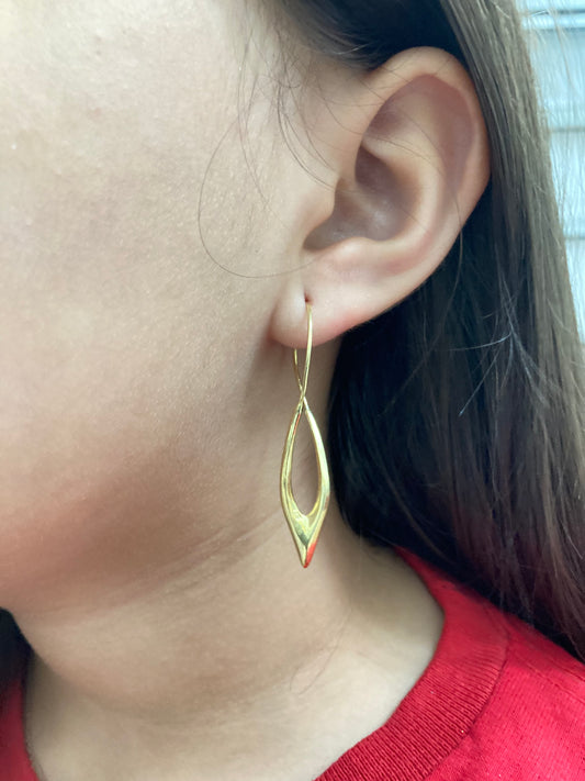 Gold Dangling Twisted Earring